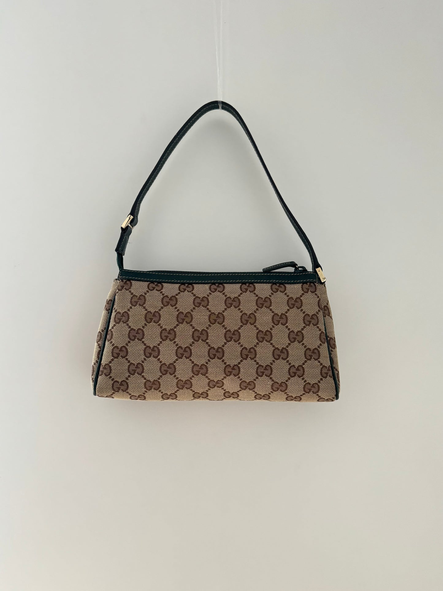 Gucci GG Canvas Abbey D Ring Pochette