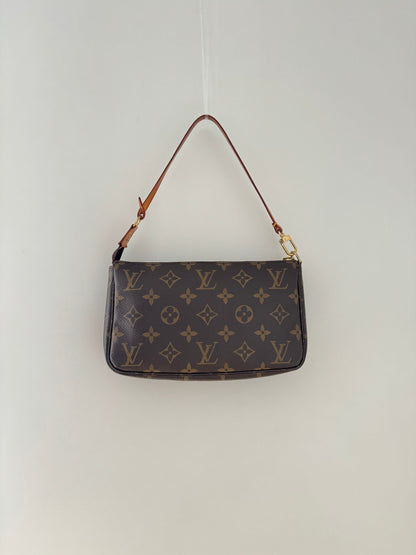 2000s Louis Vuitton Monogram Pochette Accessoires